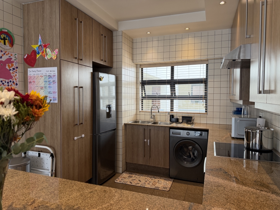 2 Bedroom Property for Sale in Bedford Gardens Gauteng