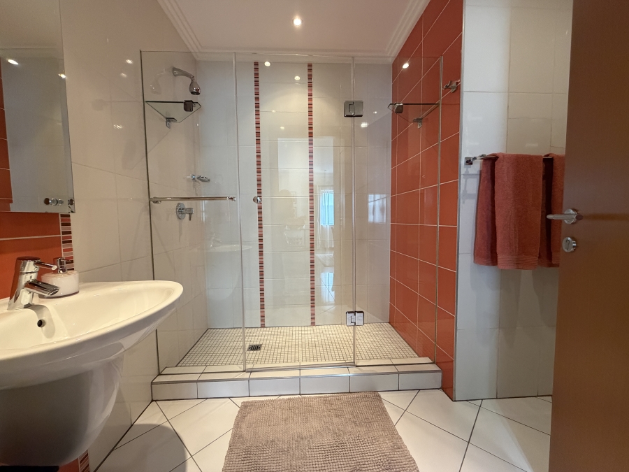 2 Bedroom Property for Sale in Bedford Gardens Gauteng