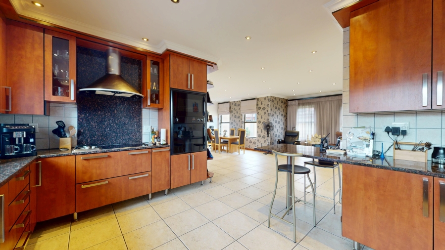 4 Bedroom Property for Sale in Beyers Park Gauteng