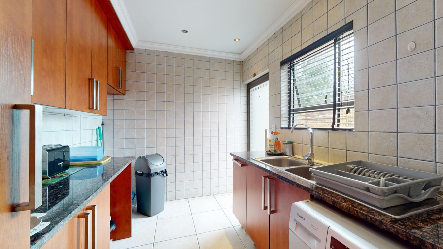 4 Bedroom Property for Sale in Beyers Park Gauteng