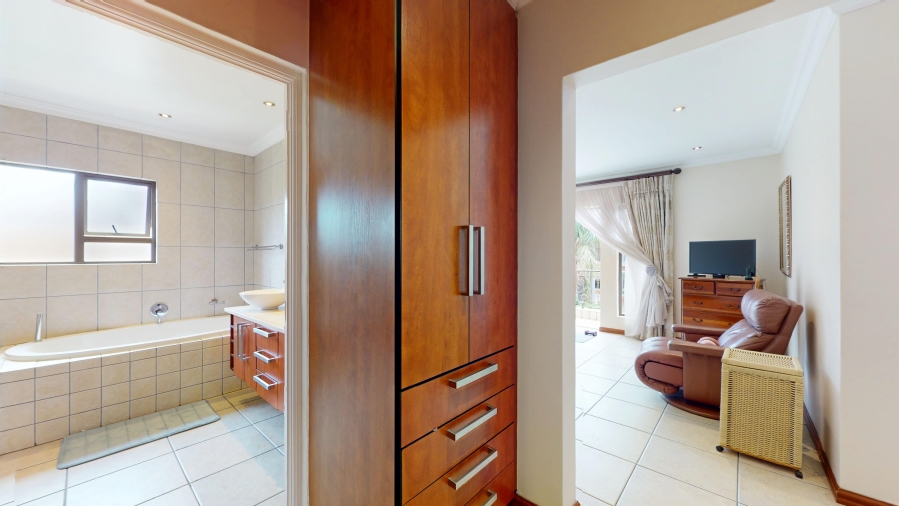 4 Bedroom Property for Sale in Beyers Park Gauteng