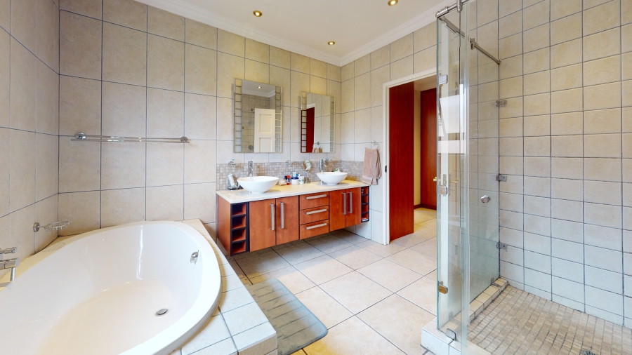 4 Bedroom Property for Sale in Beyers Park Gauteng