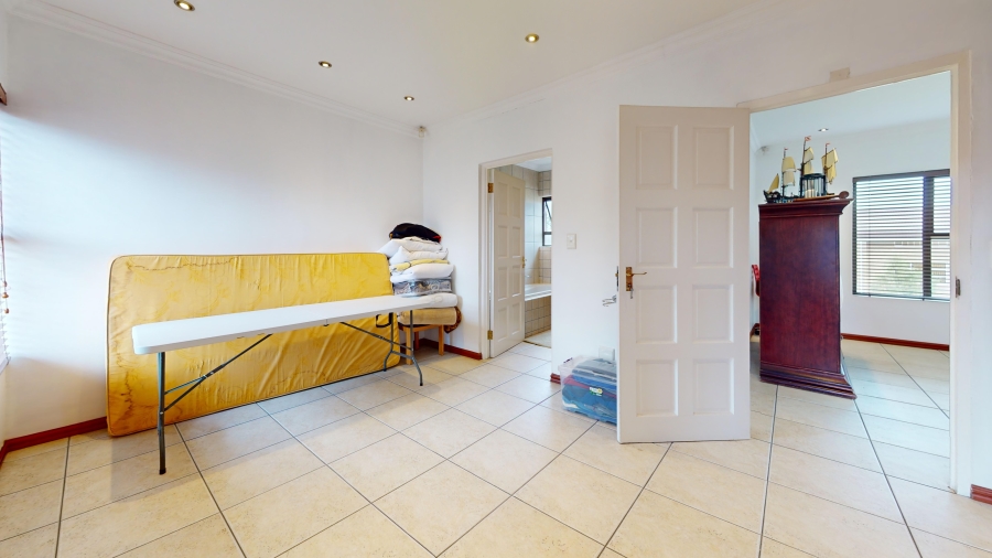 4 Bedroom Property for Sale in Beyers Park Gauteng