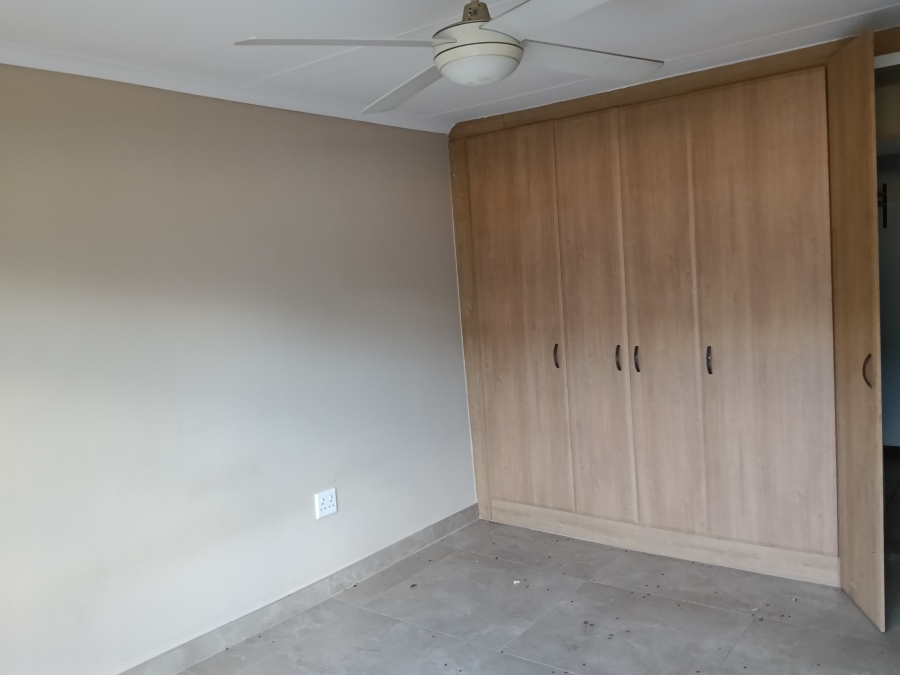 3 Bedroom Property for Sale in Lakefield Gauteng