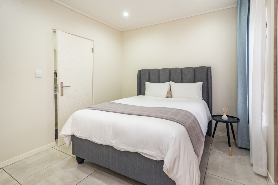 To Let 5 Bedroom Property for Rent in Amorosa Gauteng