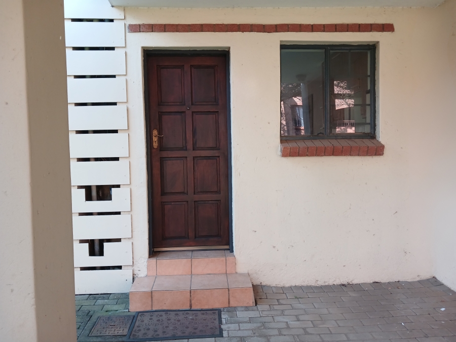 2 Bedroom Property for Sale in Mooikloof Ridge Gauteng