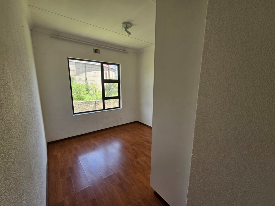 3 Bedroom Property for Sale in Albertsdal Gauteng