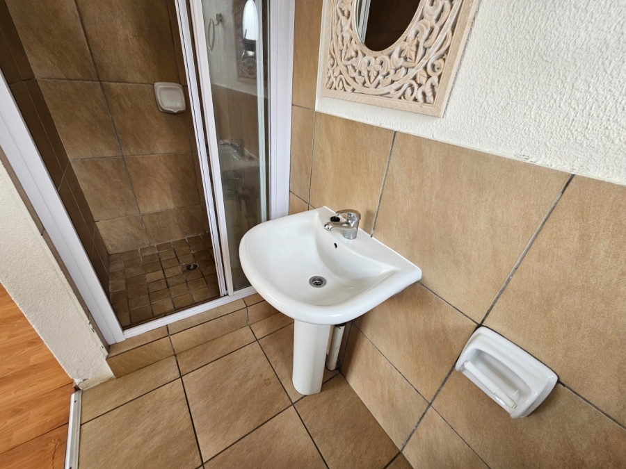 3 Bedroom Property for Sale in Albertsdal Gauteng