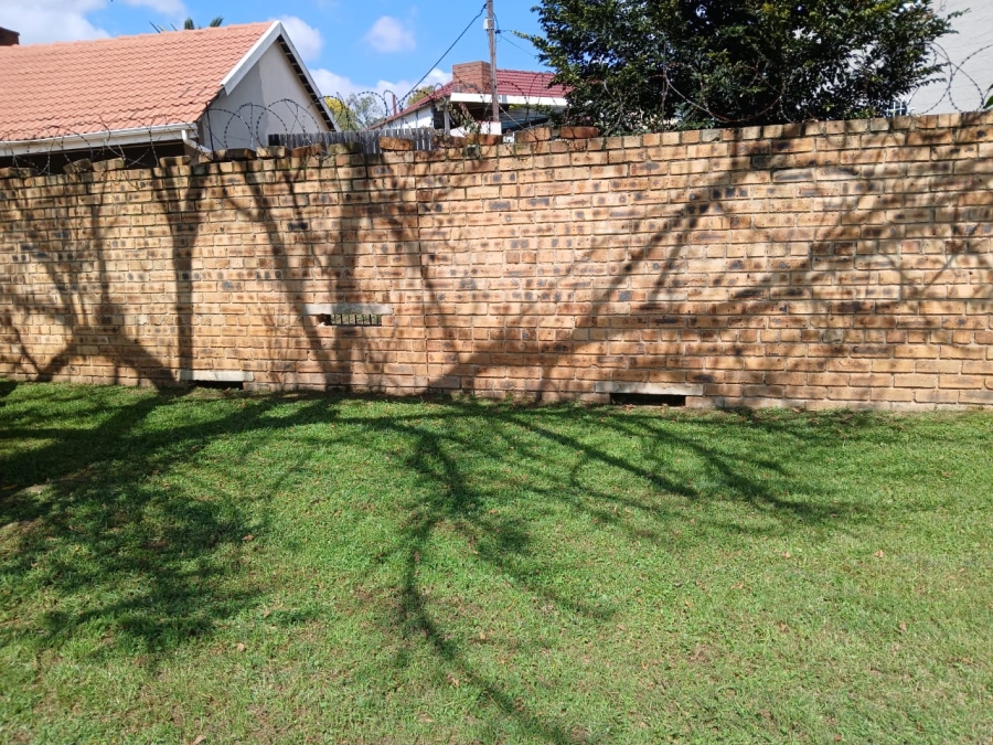 3 Bedroom Property for Sale in Buurendal Gauteng
