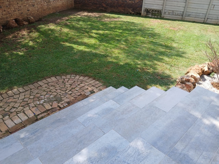 3 Bedroom Property for Sale in Buurendal Gauteng