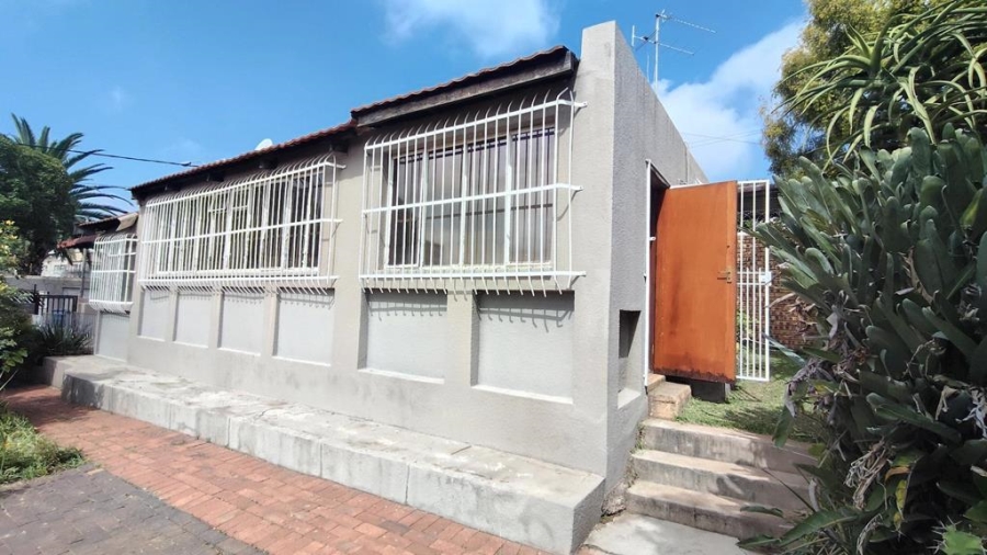7 Bedroom Property for Sale in Kensington Gauteng