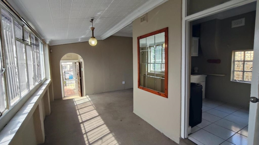 7 Bedroom Property for Sale in Kensington Gauteng