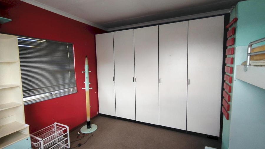 7 Bedroom Property for Sale in Kensington Gauteng