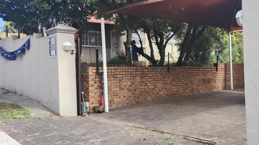 7 Bedroom Property for Sale in Kensington Gauteng