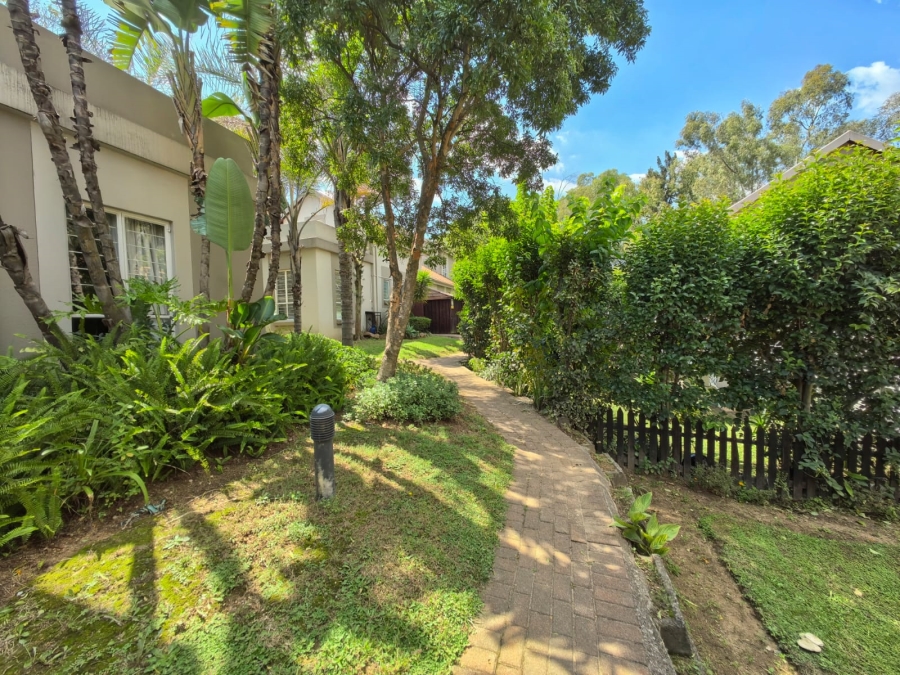 2 Bedroom Property for Sale in Douglasdale Gauteng