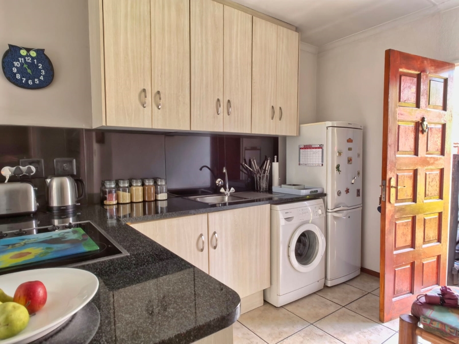 2 Bedroom Property for Sale in Douglasdale Gauteng