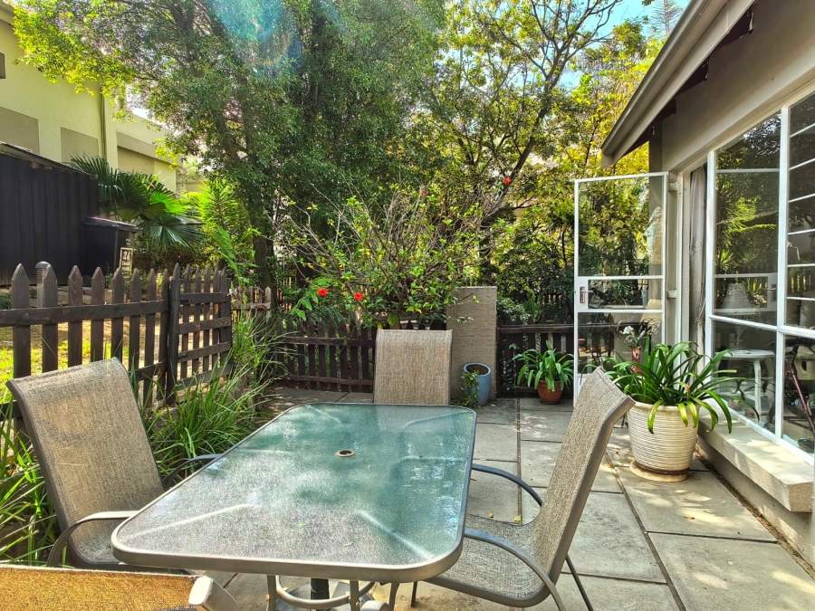 2 Bedroom Property for Sale in Douglasdale Gauteng