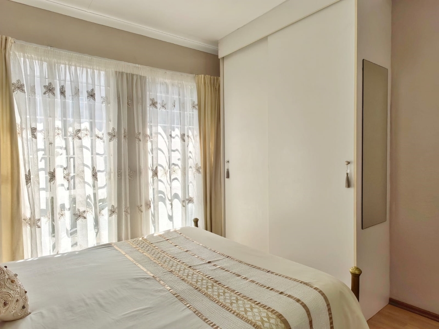 2 Bedroom Property for Sale in Douglasdale Gauteng
