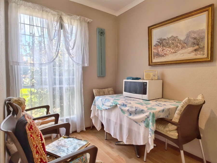 2 Bedroom Property for Sale in Douglasdale Gauteng