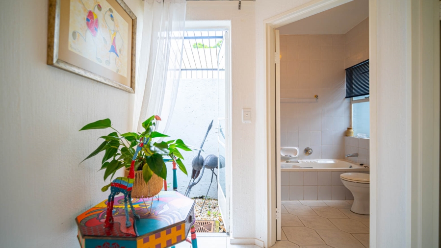 To Let 3 Bedroom Property for Rent in Lonehill Gauteng