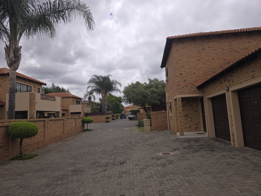 To Let 3 Bedroom Property for Rent in Willow Acres Gauteng