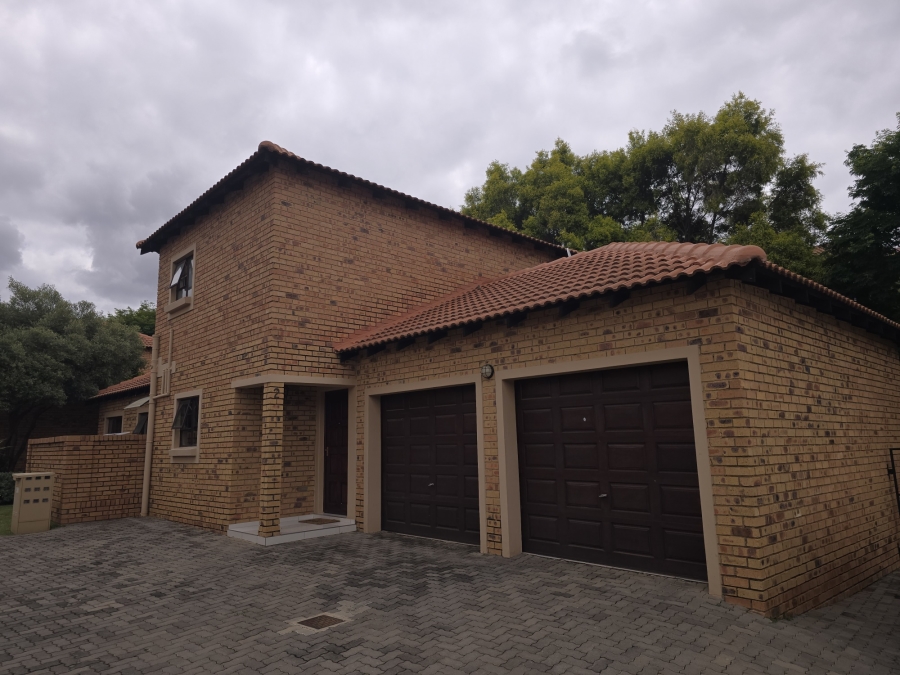 To Let 3 Bedroom Property for Rent in Willow Acres Gauteng