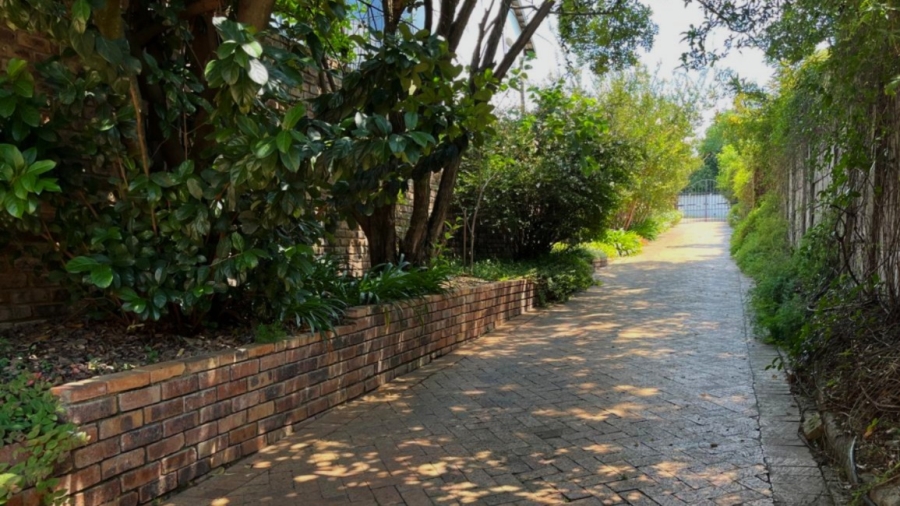 5 Bedroom Property for Sale in Kelvin Gauteng