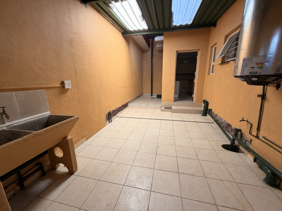 To Let 2 Bedroom Property for Rent in Laudium Gauteng