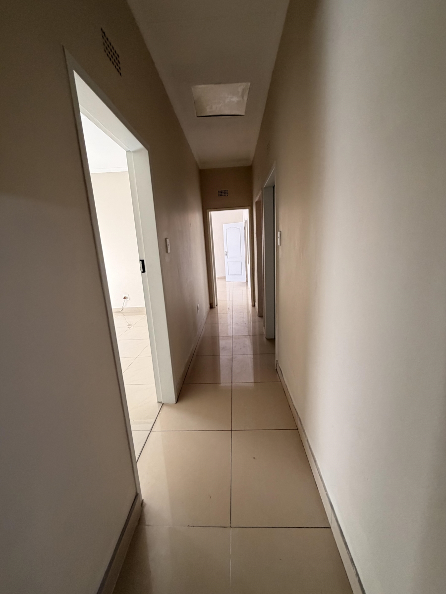 To Let 2 Bedroom Property for Rent in Laudium Gauteng