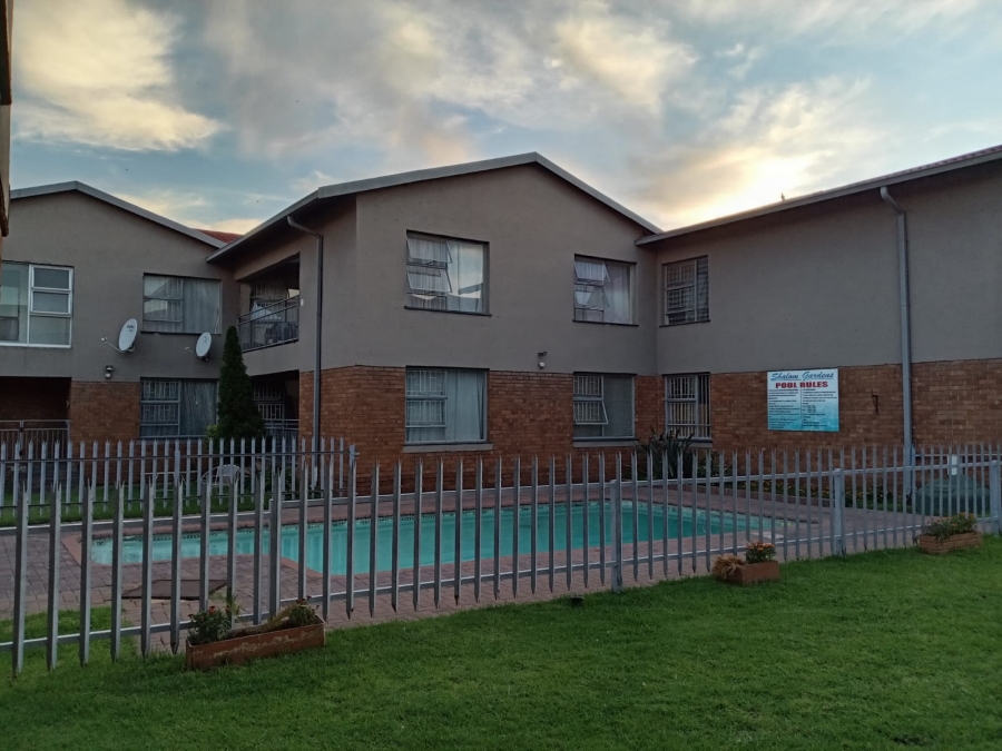 2 Bedroom Property for Sale in Vanderbijlpark CE 3 Gauteng