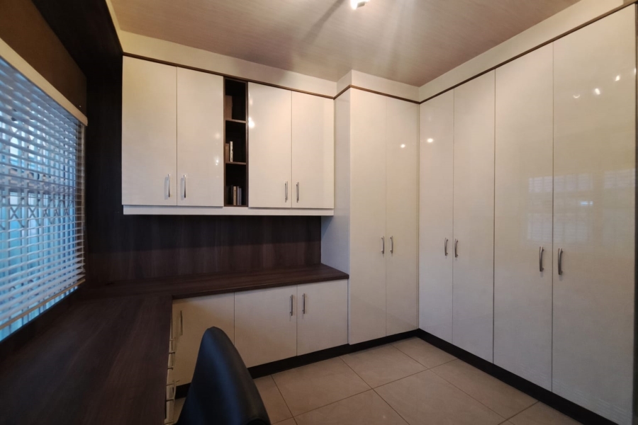 4 Bedroom Property for Sale in Arcon Park Gauteng