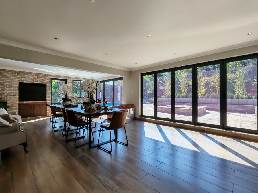 5 Bedroom Property for Sale in Three Rivers Proper Gauteng