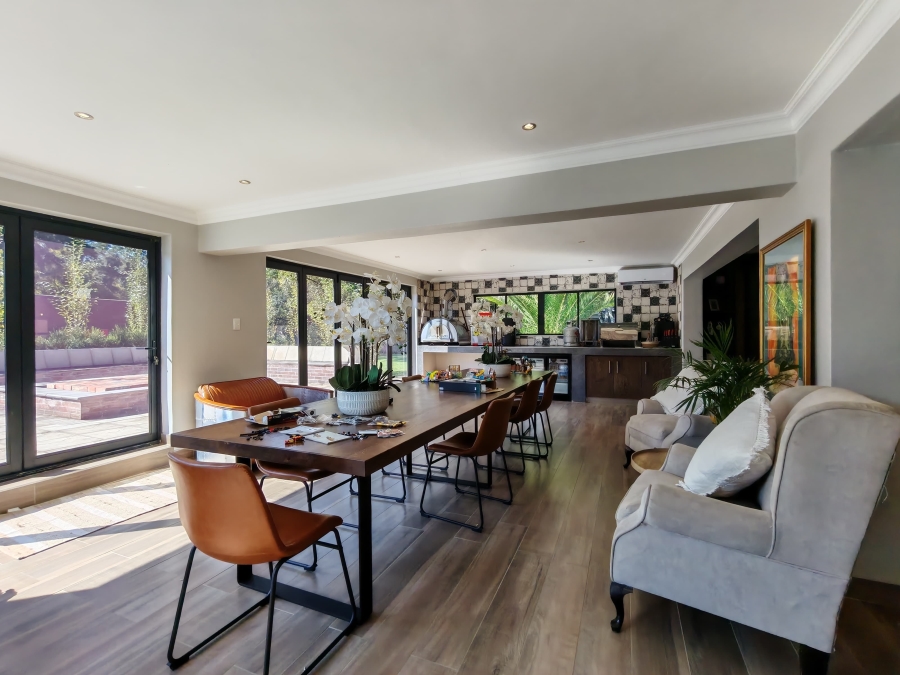 5 Bedroom Property for Sale in Three Rivers Proper Gauteng