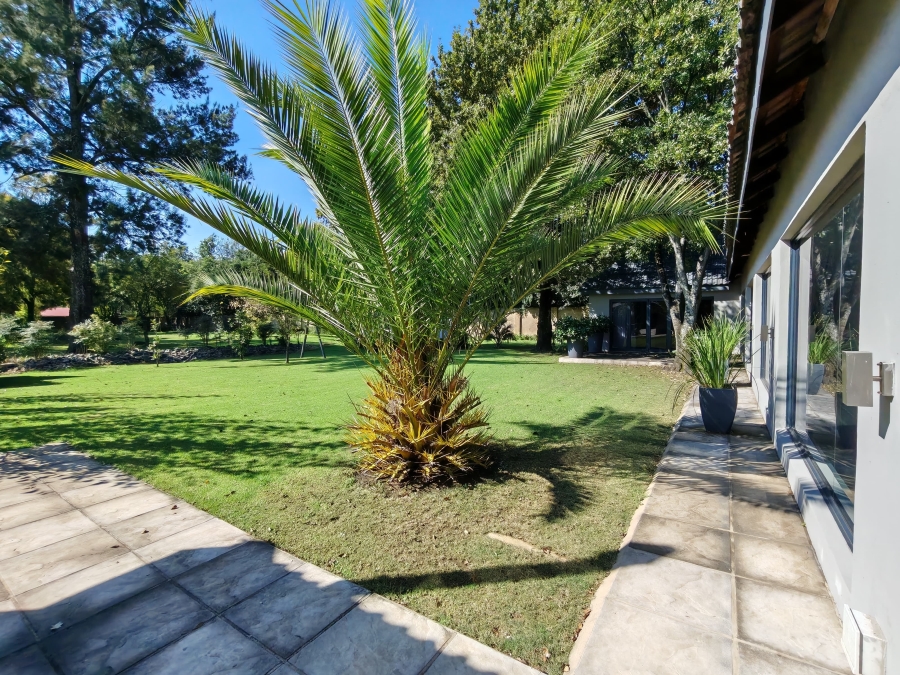 5 Bedroom Property for Sale in Three Rivers Proper Gauteng