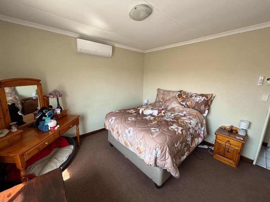 2 Bedroom Property for Sale in Annlin Gauteng