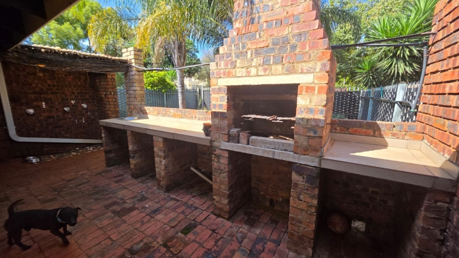 4 Bedroom Property for Sale in Wonderboom Gauteng