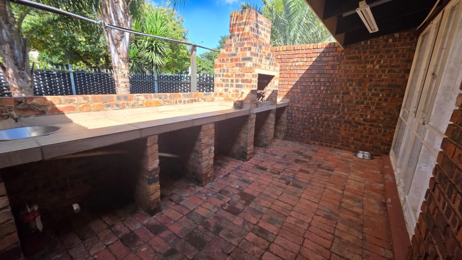 4 Bedroom Property for Sale in Wonderboom Gauteng