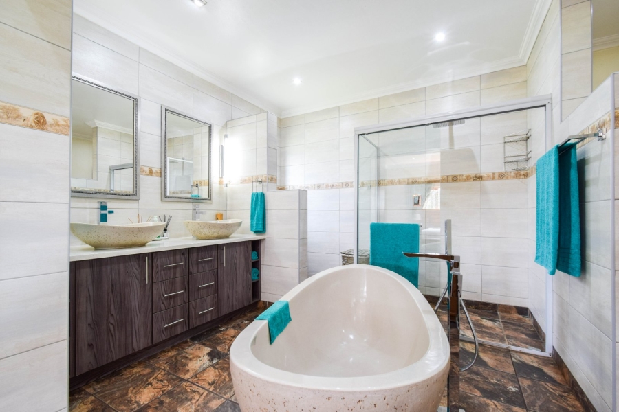 4 Bedroom Property for Sale in Dinokeng Game Reserve Gauteng