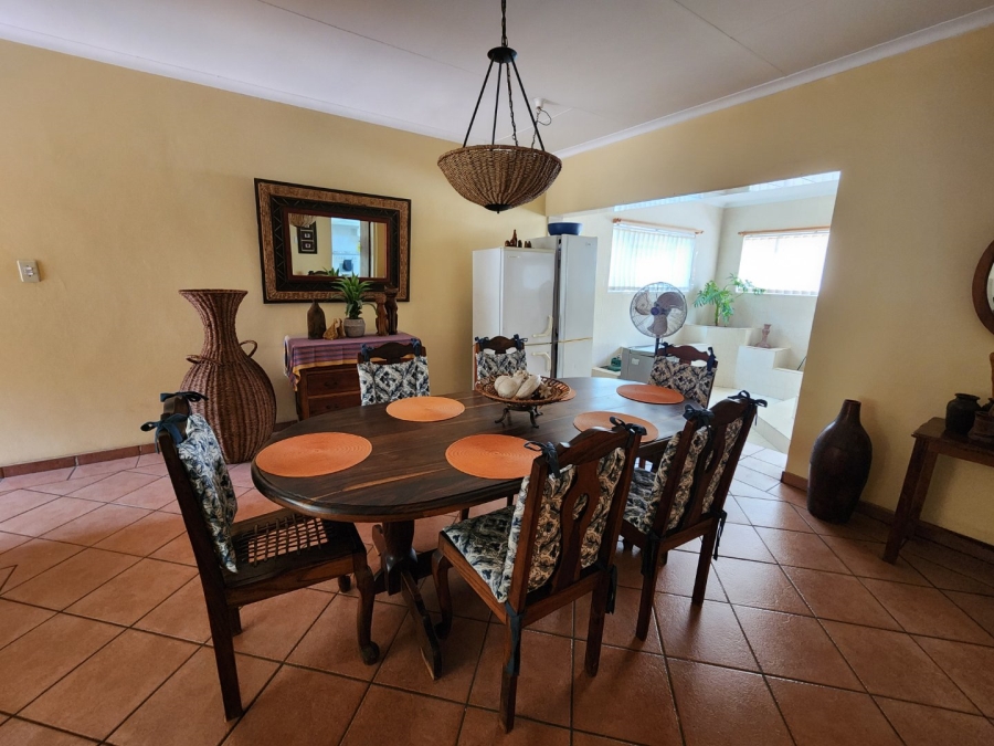 4 Bedroom Property for Sale in Dorandia Gauteng