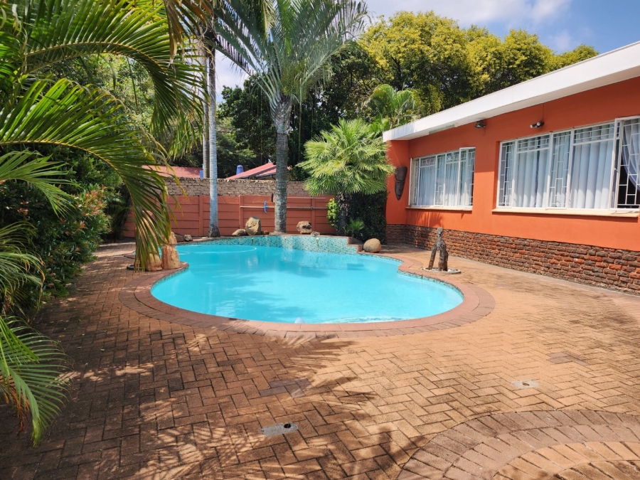 4 Bedroom Property for Sale in Dorandia Gauteng