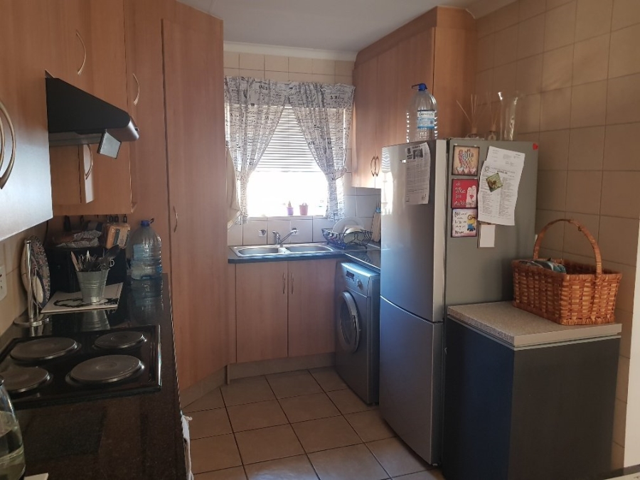 3 Bedroom Property for Sale in Annlin Gauteng