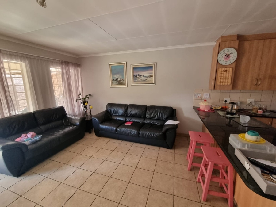 3 Bedroom Property for Sale in Annlin Gauteng