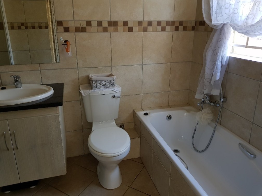 3 Bedroom Property for Sale in Annlin Gauteng
