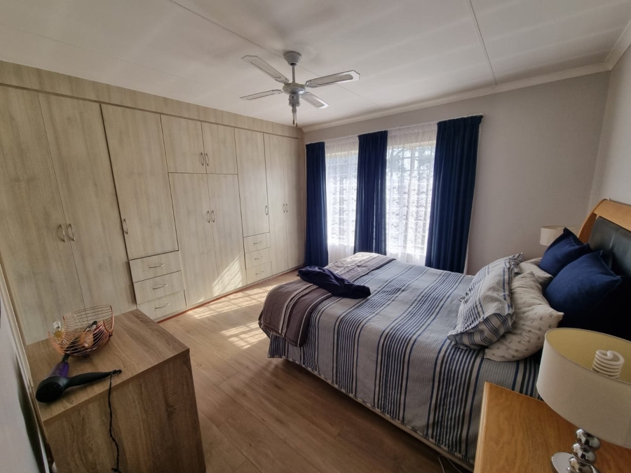 3 Bedroom Property for Sale in Annlin Gauteng