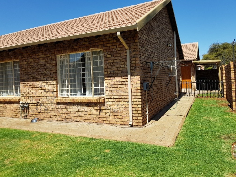 3 Bedroom Property for Sale in Annlin Gauteng