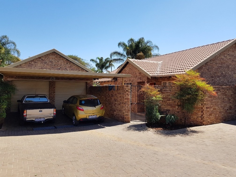 3 Bedroom Property for Sale in Annlin Gauteng