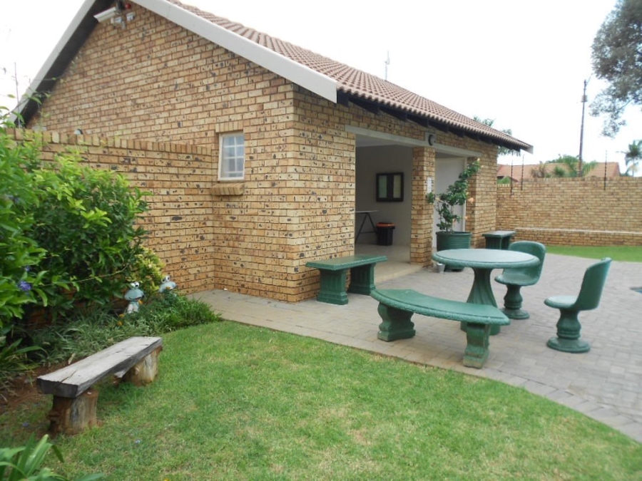 3 Bedroom Property for Sale in Annlin Gauteng