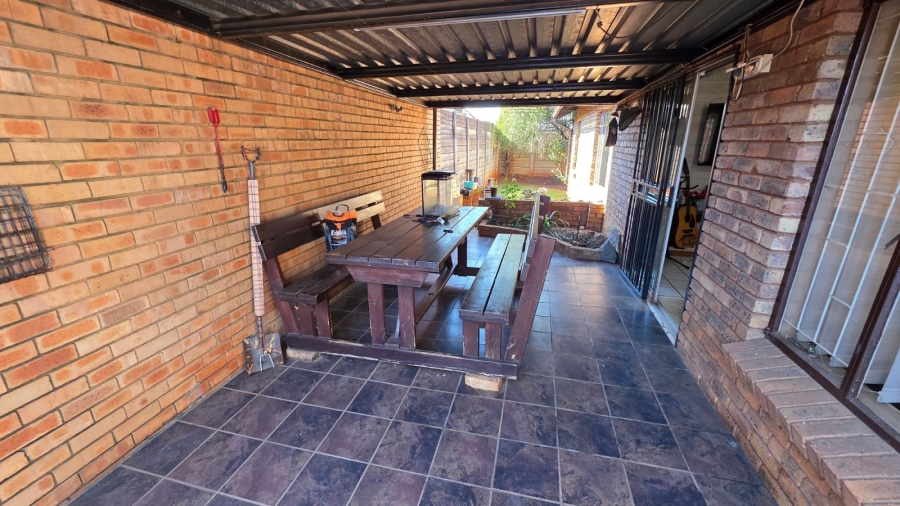 3 Bedroom Property for Sale in Doornpoort Gauteng