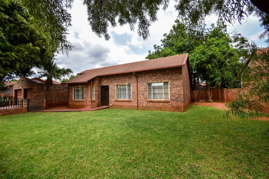 3 Bedroom Property for Sale in Doornpoort Gauteng