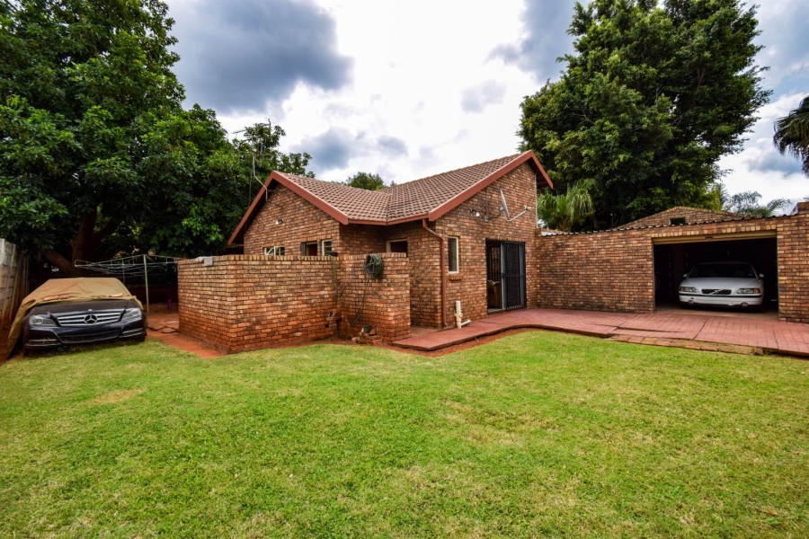 3 Bedroom Property for Sale in Doornpoort Gauteng